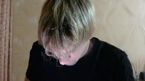 frame_tamer888 online show from May 19, 2026, 8:59 pm