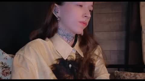fran_bow online show from July 27, 2026, 11:06 am