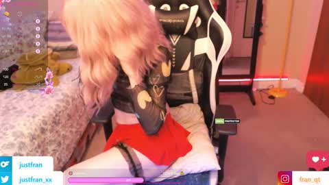 Fran  online show from February 9, 2025, 5:43 pm