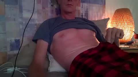 Snapshot of francelibre59 chatting on July 26, 2026, 6:15 pm Alex online show from July 26, 2026, 6:15 pm
