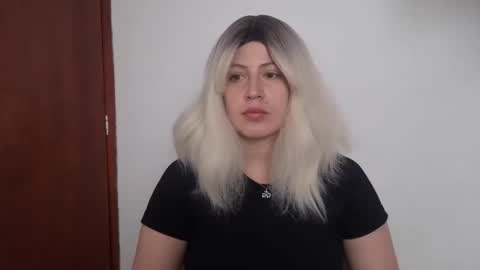 Snapshot of francescaasmith chatting on May 7, 2026, 5:29 pm Francesca online show from May 7, 2026, 5:29 pm