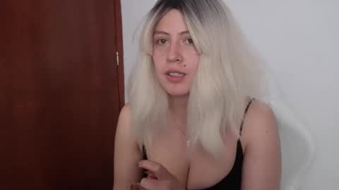 Snapshot of francescaasmith chatting on June 10, 2026, 6:07 pm Francesca online show from June 10, 2026, 6:07 pm