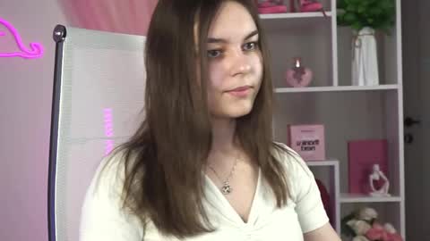 Snapshot of francescacavaliere chatting on April 25, 2026, 1:41 pm Francesca online show from April 25, 2026, 1:41 pm