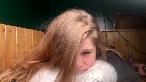 francescafey online show from September 16, 2025, 2:56 am