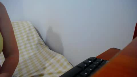 Snapshot of franceskcaa chatting on February 21, 2025, 6:26 pm franceskcaa online show from February 21, 2025, 6:26 pm