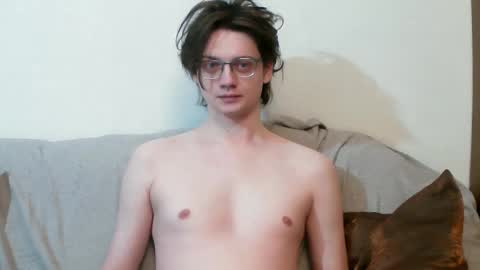 Snapshot of francisgray chatting on March 16, 2026, 8:35 pm Frank online show from March 16, 2026, 8:35 pm