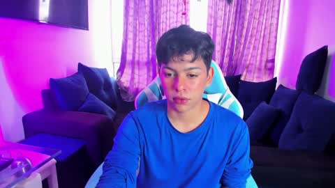 Snapshot of franco_rizzo01 chatting on January 5, 2025, 8:52 pm frank online show from January 5, 2025, 8:52 pm