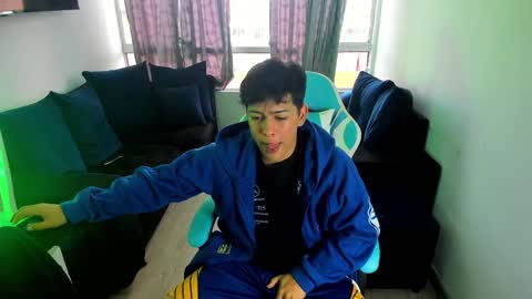 Snapshot of franco_rizzo01 chatting on January 12, 2025, 9:29 pm frank online show from January 12, 2025, 9:29 pm