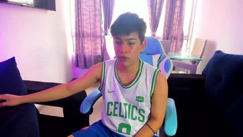 Snapshot of franco_rizzo01 chatting on January 17, 2025, 4:26 pm frank online show from January 17, 2025, 4:26 pm