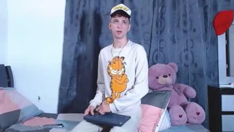 Snapshot of franco_taylor chatting on December 5, 2024, 2:33 pm Franco taylor online show from December 5, 2024, 2:33 pm