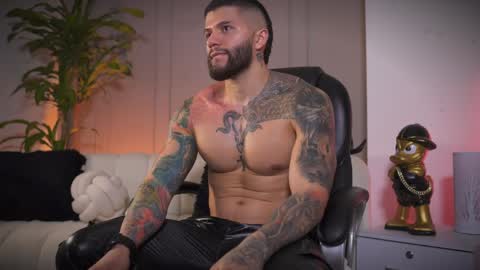 Frank Farrell. Hey remember to give me a thumbs up Ty online show from April 3, 2026, 7:12 pm