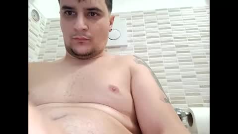 Snapshot of fraromeo2 chatting on February 10, 2025, 4:58 pm fraromeo2 online show from February 10, 2025, 4:58 pm