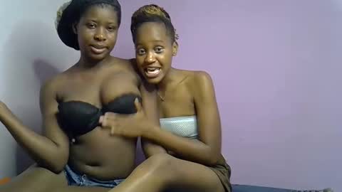 Snapshot of freakie_sissy chatting on October 7, 2025, 6:16 pm kiki online show from October 7, 2025, 6:16 pm