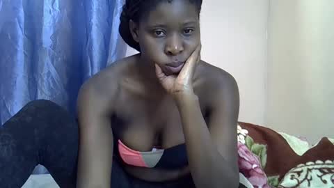 Snapshot of freakie_sissy chatting on October 12, 2025, 10:14 am kiki online show from October 12, 2025, 10:14 am