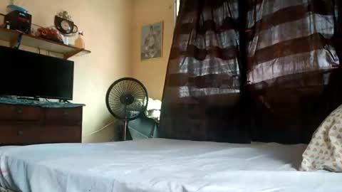 Snapshot of freakjawn1992 chatting on December 20, 2024, 4:57 pm FreakJawn online show from December 20, 2024, 4:57 pm