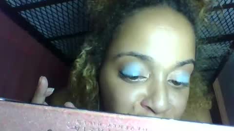 Snapshot of freakjawn1992 chatting on January 11, 2025, 2:52 am FreakJawn online show from January 11, 2025, 2:52 am