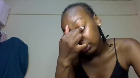 Snapshot of freaky_beauty chatting on July 7, 2026, 6:58 am freaky_beauty online show from July 7, 2026, 6:58 am