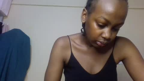 Snapshot of freaky_beauty chatting on July 14, 2026, 7:24 am freaky_beauty online show from July 14, 2026, 7:24 am