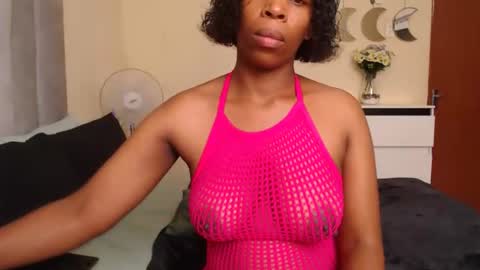 Snapshot of freaky_mikie chatting on February 22, 2026, 9:41 am freaky_mikie online show from February 22, 2026, 9:41 am