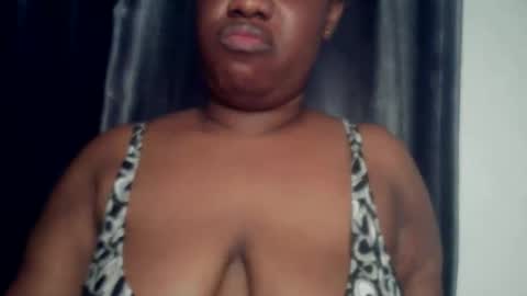 Snapshot of freaky_slut5 chatting on April 23, 2026, 12:29 pm freaky slut5 online show from April 23, 2026, 12:29 pm
