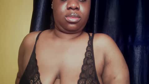 Snapshot of freaky_slut5 chatting on May 23, 2026, 4:50 am freaky slut5 online show from May 23, 2026, 4:50 am