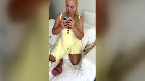 freakymadison online show from April 15, 2026, 10:10 pm