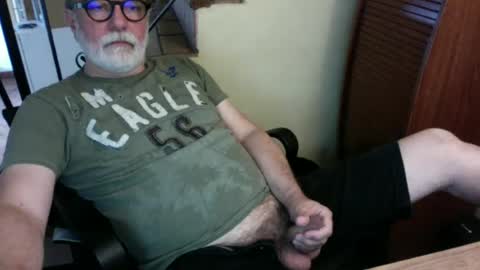 Snapshot of fredd3576 chatting on July 6, 2026, 5:59 am Fredd3576 online show from July 6, 2026, 5:59 am