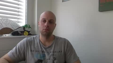 Snapshot of freddow chatting on February 11, 2025, 2:57 pm freddow online show from February 11, 2025, 2:57 pm