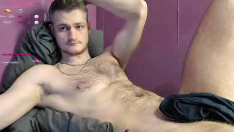 freddy_pretty online show from December 22, 2025, 6:49 pm