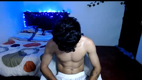 Snapshot of freddy_romans2 chatting on September 12, 2025, 1:17 am freddy romans online show from September 12, 2025, 1:17 am