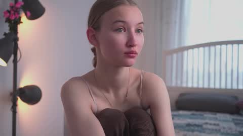 Snapshot of fredericabledsoe chatting on October 12, 2025, 4:22 am Amy online show from October 12, 2025, 4:22 am