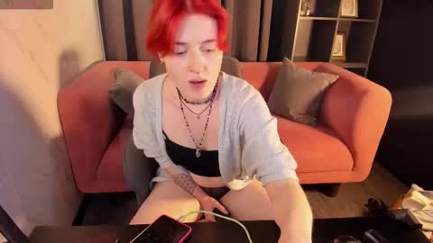 Freirene online show from October 10, 2025, 1:43 pm