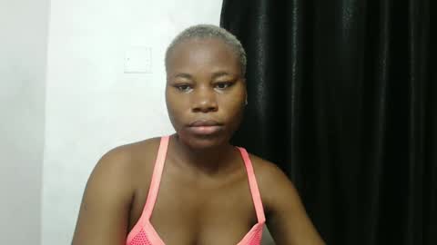 Snapshot of frekkymorelle chatting on March 10, 2025, 5:00 am frekkymorelle online show from March 10, 2025, 5:00 am