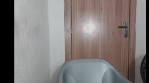 Snapshot of frekkymorelle chatting on November 9, 2025, 7:39 am frekkymorelle online show from November 9, 2025, 7:39 am