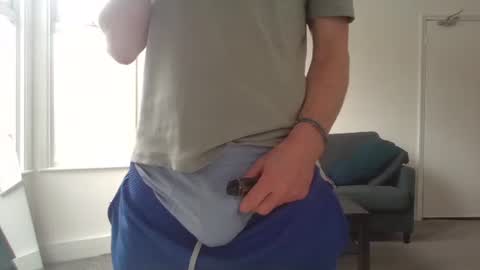 Snapshot of frenchbdmaninlondon chatting on April 17, 2026, 1:36 pm Horny Paul online show from April 17, 2026, 1:36 pm