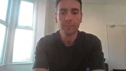 Snapshot of frenchbdmaninlondon chatting on April 23, 2026, 12:29 pm Horny Paul online show from April 23, 2026, 12:29 pm
