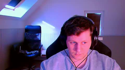 French fries online show from November 6, 2025, 1:45 pm