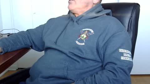 Snapshot of frenchrickdaddy chatting on January 24, 2025, 9:05 pm Rick online show from January 24, 2025, 9:05 pm