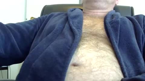 Snapshot of frenchrickdaddy chatting on November 1, 2025, 12:18 pm Rick online show from November 1, 2025, 12:18 pm