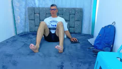 frepocolle online show from April 18, 2026, 1:04 pm