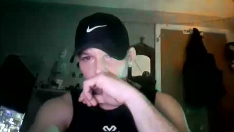 Snapshot of fresh10ne7 chatting on June 9, 2026, 8:37 am fresh10ne7 online show from June 9, 2026, 8:37 am