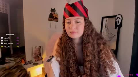 Snapshot of fresita44 chatting on October 31, 2025, 2:40 pm see u 500 pm hora col online show from October 31, 2025, 2:40 pm