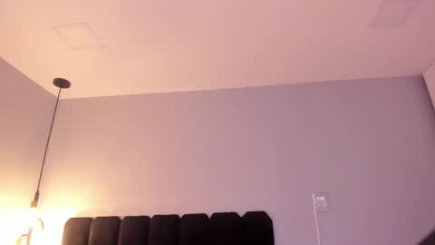 Snapshot of freya_blaze chatting on December 21, 2025, 4:41 am freya_blaze online show from December 21, 2025, 4:41 am