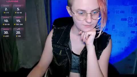 Snapshot of freya_kiss_ chatting on July 27, 2026, 5:20 pm Freya online show from July 27, 2026, 5:20 pm