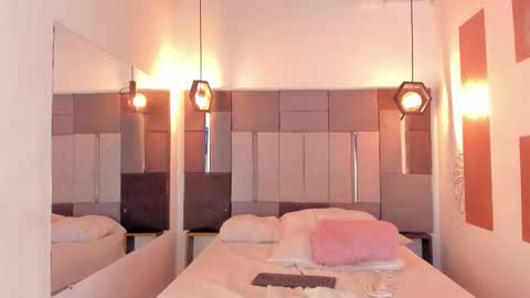  ALIS AND ALEX  online show from February 3, 2026, 6:22 am