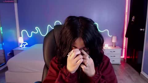 Snapshot of frida_lassi_ chatting on February 24, 2025, 11:54 am frida_lassi_ online show from February 24, 2025, 11:54 am