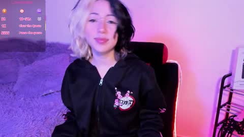 Snapshot of frida_lassi_ chatting on October 2, 2025, 11:06 am frida_lassi_ online show from October 2, 2025, 11:06 am