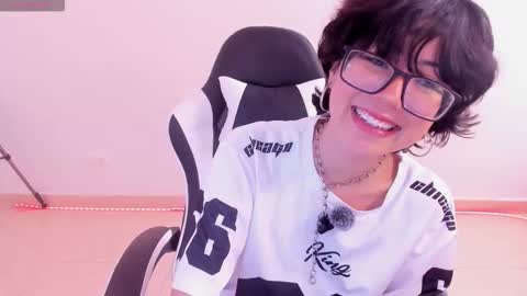 Snapshot of frida_lassi_ chatting on February 23, 2026, 4:37 pm frida_lassi_ online show from February 23, 2026, 4:37 pm