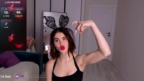 Frida online show from December 13, 2024, 5:43 pm