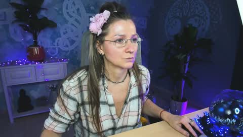 Frida Tander online show from December 27, 2024, 3:15 pm